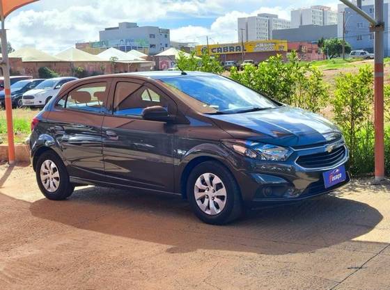 CHEVROLET ONIX 1.0 MPFI LT 8V FLEX 4P MANUAL